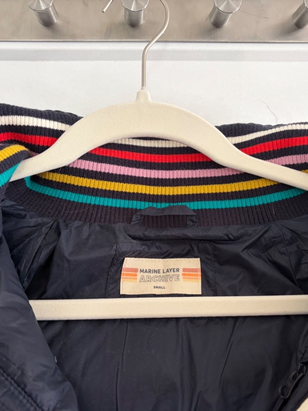 Marine Layer Archive Rainbow Color Puffer Jacket Size S - Picture 3 of 3